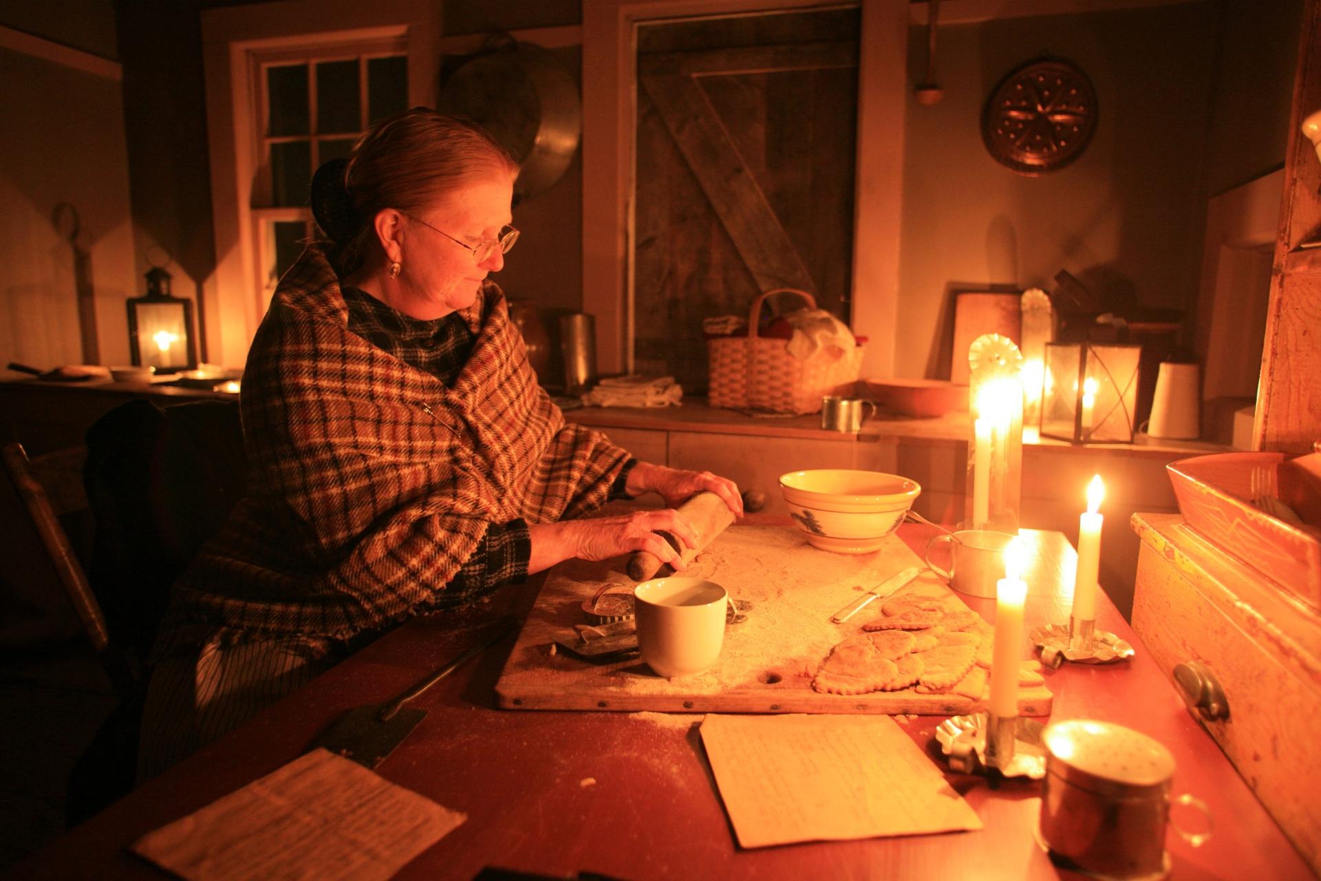 Wisconsin’s Historic Village Shines a Light on Holiday Traditions